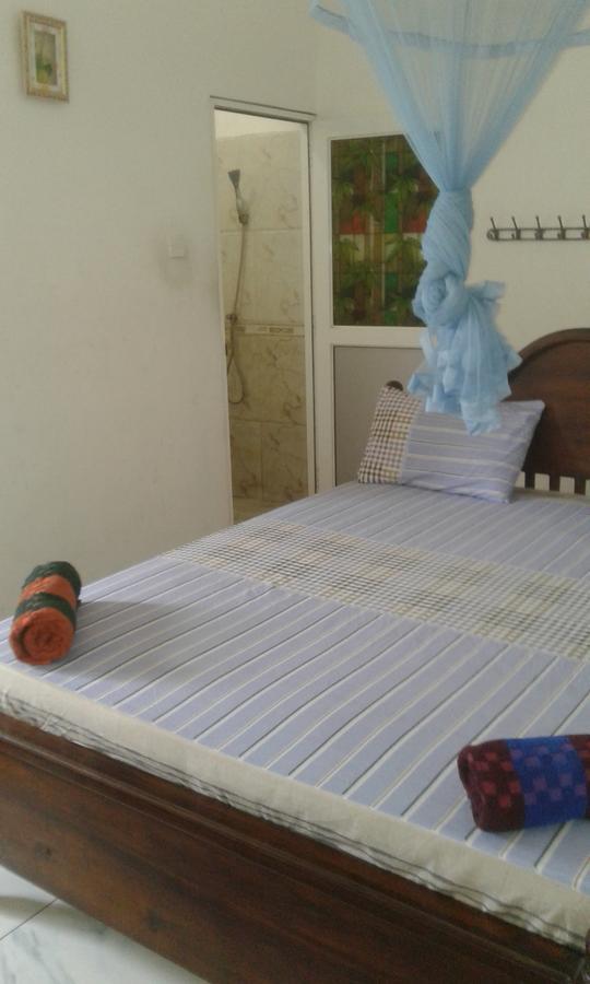 Down Town Hotel Ponnarankulama ภายนอก รูปภาพ